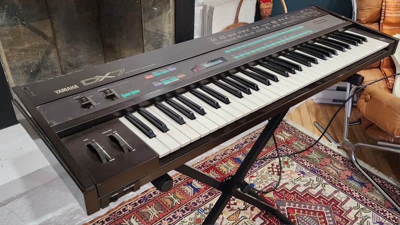 VINTAGE CLASSIC! Yamaha DX7 Keyboard Synthesizer 1983-87 Japan image 1