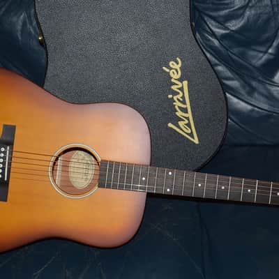 Larrivee Simple 6 Dreadnought Sunburst 2026 - Satin image 3