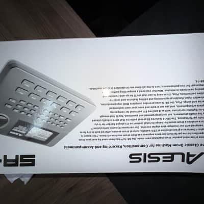 Alesis SR-16 Drum Machine- Black image 6