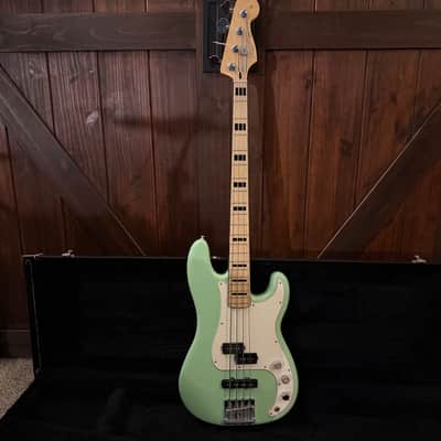 Fender FSR Deluxe Precision PJ Bass + Fender Hardshell Locking Case, Strings, and Accessories image 3
