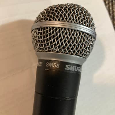 Pre-Loved Shure SM58 Microphone image 3