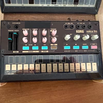 Korg Volca Fm & Volca Drum as a complete desktop setup 2023 - Wood image 6