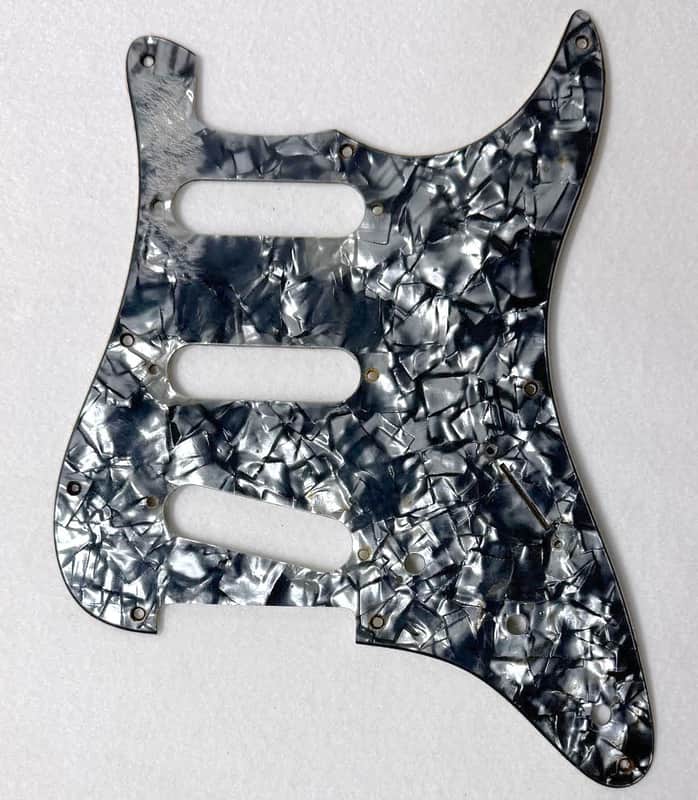 Pickguard for Fender Stratocaster, 9 Hole, 3-Ply, Silver Pearl image 1
