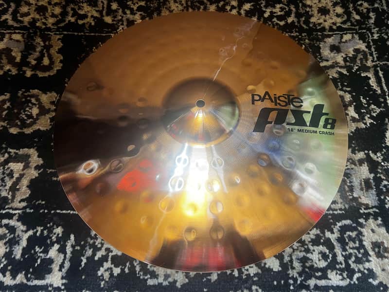 Paiste 18" PST 8 Reflector Medium Crash Cymbal - Brilliant image 1