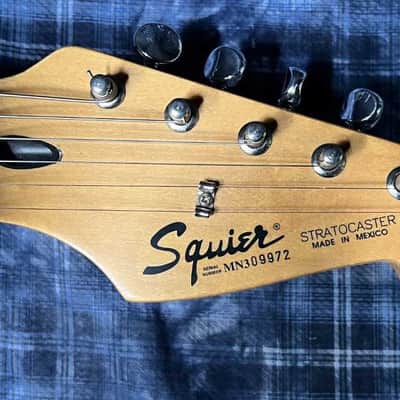 Squier Stratocaster 1993 - Black - MIM - 7.5 Lbs. - Authorized Dealer image 6