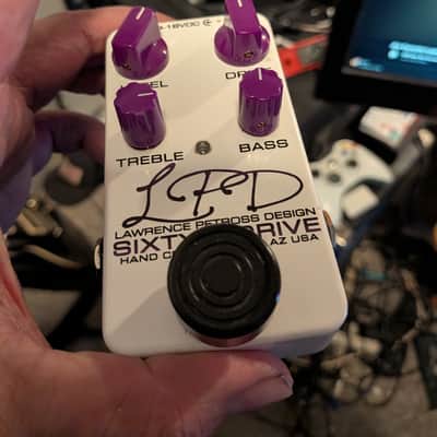 Lawrence Petross Design (LPD) Sixty 8 2018 - White image 1