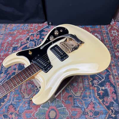 *Video* Mosrite Super Custom '65 Gold Hardware "Mosrite of California" KuroKumo - 1990's image 8