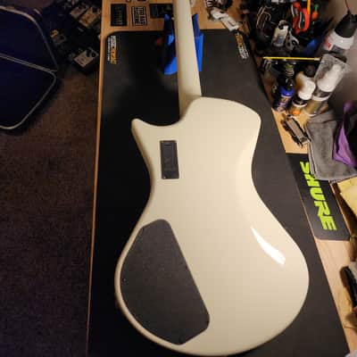 Ernie Ball Music Man Armada | 2014 | White image 15