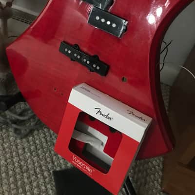 BC RICH. 90’s virgin bass guitar BC RICH VIRGIN 90 - Translucent Red image 4
