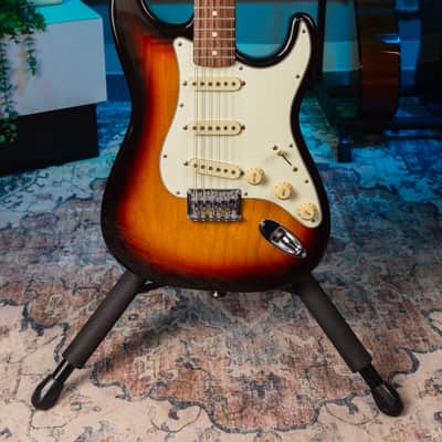 Fender FSR Traditional Stratocaster XII 2008 - 3-Color Sunburst image 3