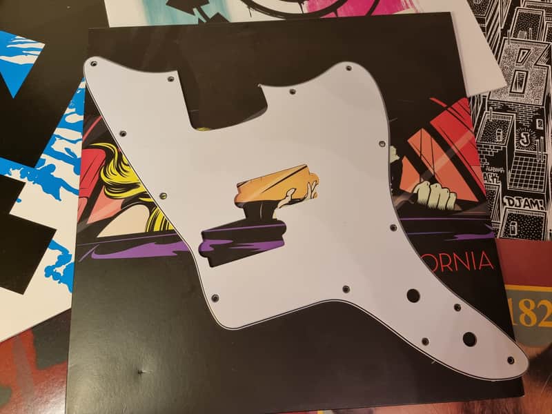 Guitartist Mark Hoppus Signature Jaguar Bass Pickguard - White 3 ply 2023 White 3 Ply ( W / B / W) image 1