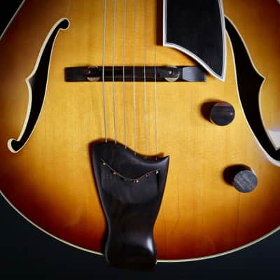 1985 Fender D'Aquisto Elite MIJ - Violin Sunburst image 4