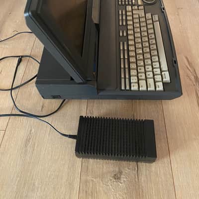 Atari stacy 1989 image 15