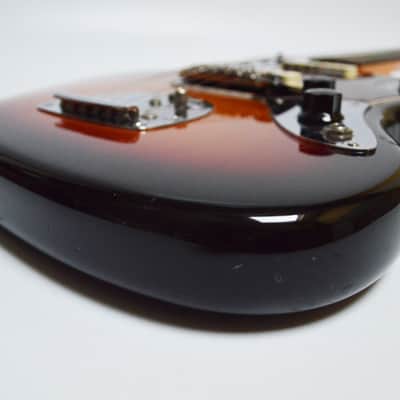 Fender American Vintage '62 Jaguar 2000 - 2012 - 3-Color Sunburst image 6