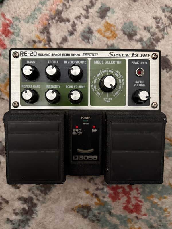 Boss RE-20 Space Echo