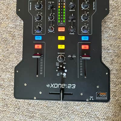 Allen & Heath XONE:23 Professional 2+2-Channel DJ Mixer 2014 - Present - Black image 3