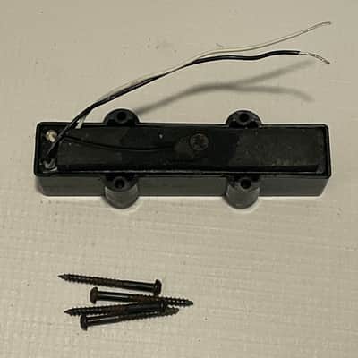 1980's USA Jackson Charvel Model 2B Bass Guitar J150 J Bridge Pickup image 3