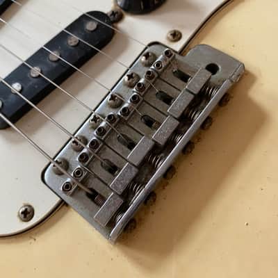 Fender Stratocaster 1972 Reissue FujiGen MIJ E-Serial 1984-87 Olympic White image 8