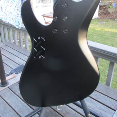 Washburn M10  Bass guitar 2003 Flat Black Steele Green Trim Type O Negative image 9