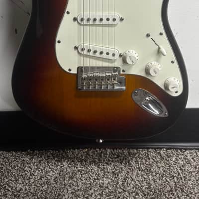 Fender American Standard Stratocaster with Maple Fretboard 2009 - 3-Color Sunburst image 1