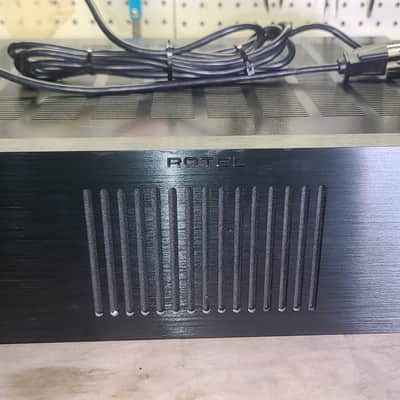 Rotel RMB-1575 5x500 watt amplifier. 2009-2016 - Black image 1