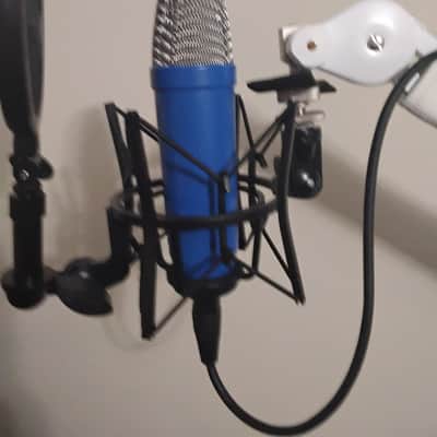 RODE NT1 Signature + PSA1+ 2020s - Blue + white image 3