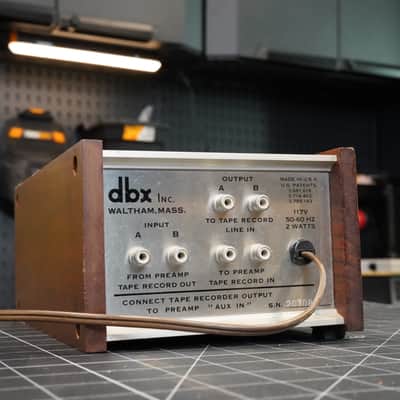dbx 117 Compressor / Expander 1970s - Black image 3