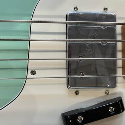 Fender Vintera II '70s Telecaster Bass with Maple Fretboard Surf Green  #MX23108107  9lbs. 0.2oz image 5
