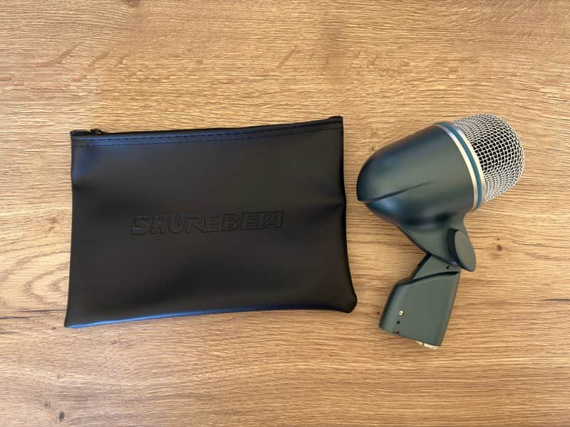 Shure BETA 52A Supercardioid Dynamic Bass Drum Microphone | Reverb UK