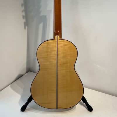 2000 Michael Gee Acoustic Flamenco Guitar - Professional Grade with Case image 4