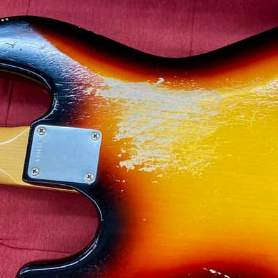 Fender Custom Shop '64 Jazz Bass Relic 2006 - 3-Tone Sunburst image 15