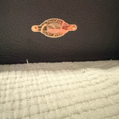 Taylor 714ce with ES2 Electronics 2020 - Natural image 12