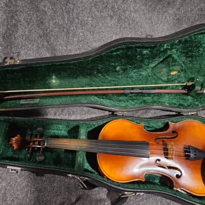 Suzuki Etude model 220 size 1/4 Violin, Japan w/ case & bow, Very Good Condition image 1