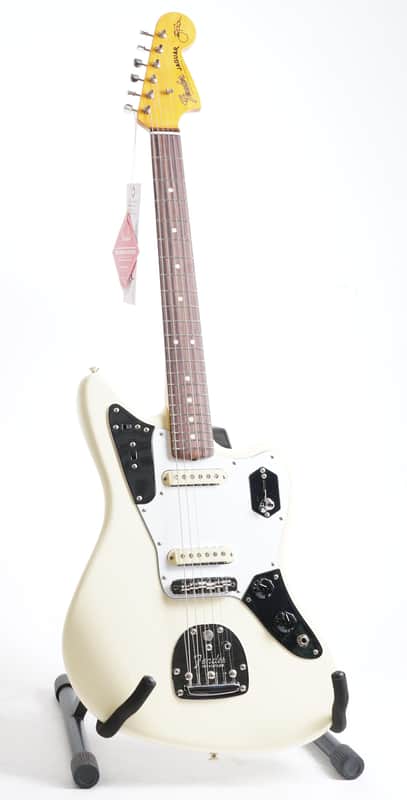 Fender Johnny Marr Jaguar 6-String Right-Handed Electric Guitar with Maple Neck and Rosewood Fingerboard (Metallic KO) image 1