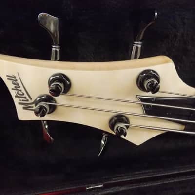 Mitchell FB700 Fusion Series Active Bass Guitar w/ Hard Case image 3