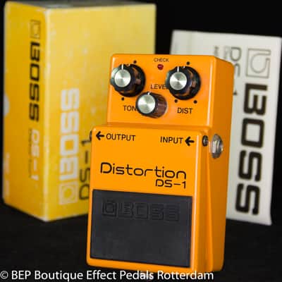 Boss DS-1 Distortion 1979 Japan s/n 7900, with Toshiba TA7136AP op