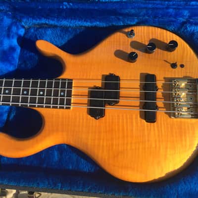 Padulla MVP Electric Bass Guitar w/ Paperwork + Case NICE image 2