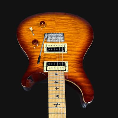PRS SE Custom 24 Limited Edition Electric Guitar in Tobacco Sunburst Quilt, Caramelised Maple Fingerboard W/ Gigbag image 4