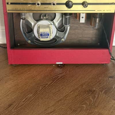 1964 Supro Bantam Tube Amp Rare Red Tolex Great Condition Great Sound! Serviced Bild 2