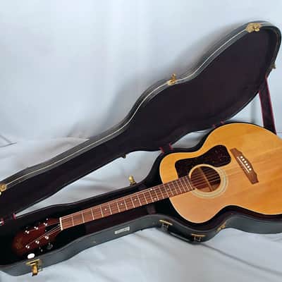 Guild USA F-30 Standard w/ Hard Case - 1976 - Natural image 17