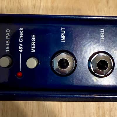 Radial J48 Active Direct Box 2010s - Blue image 2