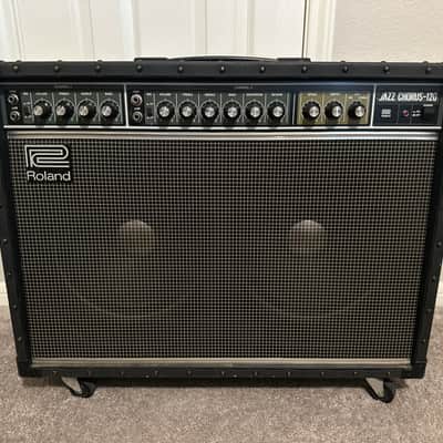 Roland JC-120 Jazz Chorus 2-Channel 120-Watt 2x12" w/ casters and cover! image 3