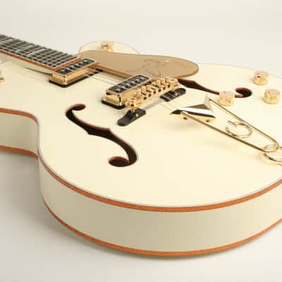Gretsch G6136-55 Vintage Select Edition '55 White Falcon Hollow Body with Cadillac Tailpiece TV Jones Solid Spruce Top Vintage White Lacquer JT25082635 image 10