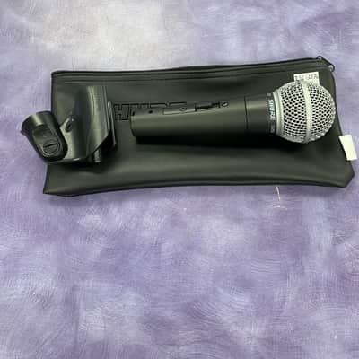 Shure SM58 with Mic Clip and Carry Bag image 3