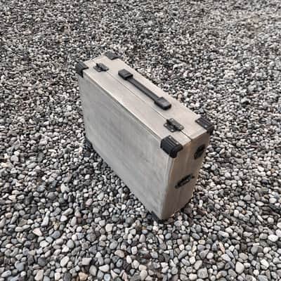 9U Eurorack Case Powered, 84 or 104 hp, modular synthesizer image 7