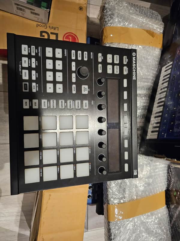 Native Instruments Maschine MkII 2010s image 1