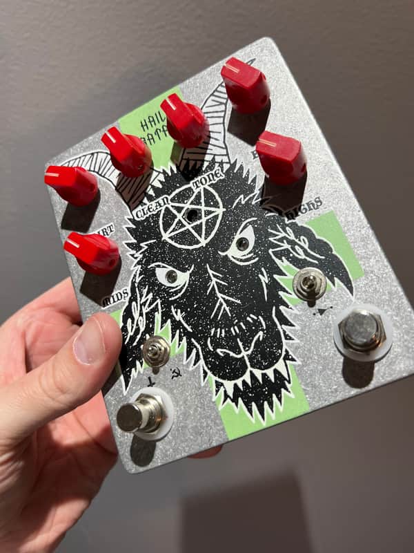 Abominable Electronics Hail Satan deluxe