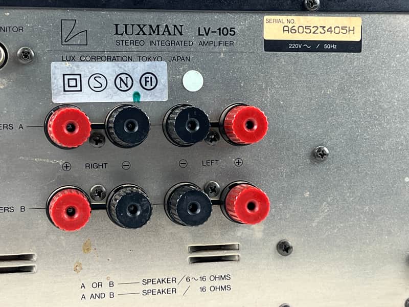 Amplificateur Intégré Hybride Luxman LV 105 – Vintage – 2 Canaux, Entrées RCA Stéréo