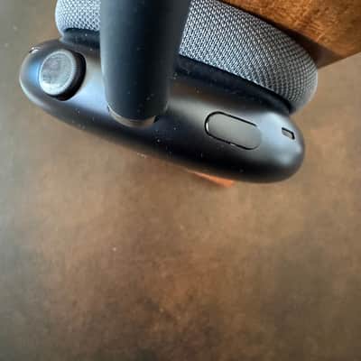 Apple AirPods Max (USB-C) - Midnight+Apple Warranty image 5