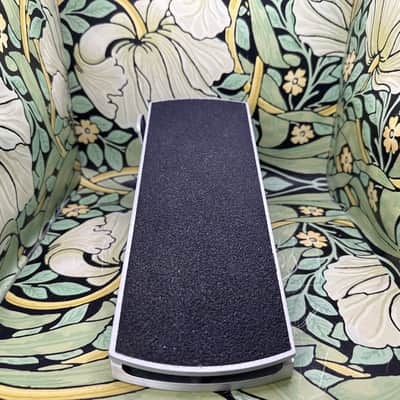 Ernie Ball Stereo Volume/Pan Pedal 500K - Used image 4